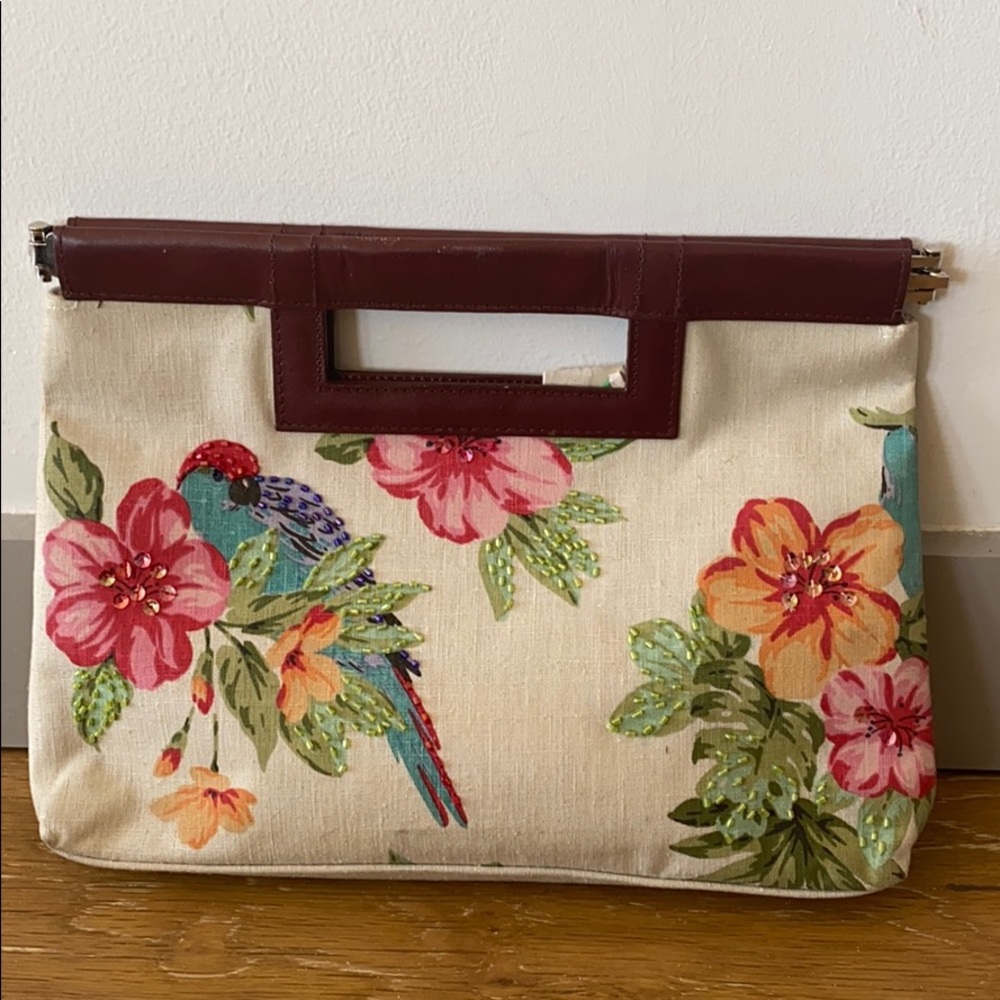 Hand bag